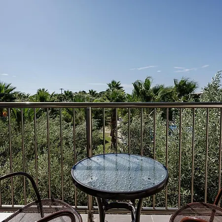 Caretta Island Hotel 4*